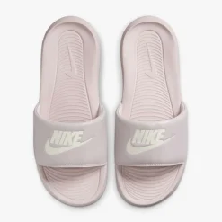 Sandales de plages Nike pour femmes - Victori one