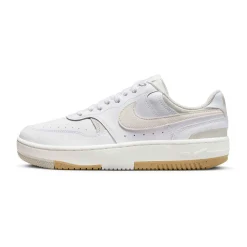 Soulier Nike pour femmes - GAMMA FORCE