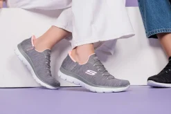 Souliers à enfiler Skechers pour femmes - SK SLIP-INS SUMMITS EVERYDAY