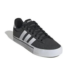 Souliers Adidas pour hommes - DAILY 4.0