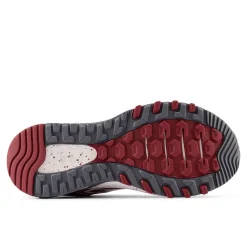 Souliers New Balance pour femmes - 410 V8