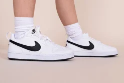 Souliers Nike pour garçons junior - COURT BOROUGH LOW 2